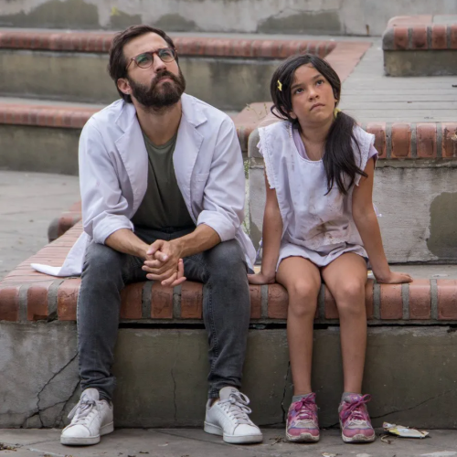 Al maestro con cariño. Crítica: Una flor en el barro